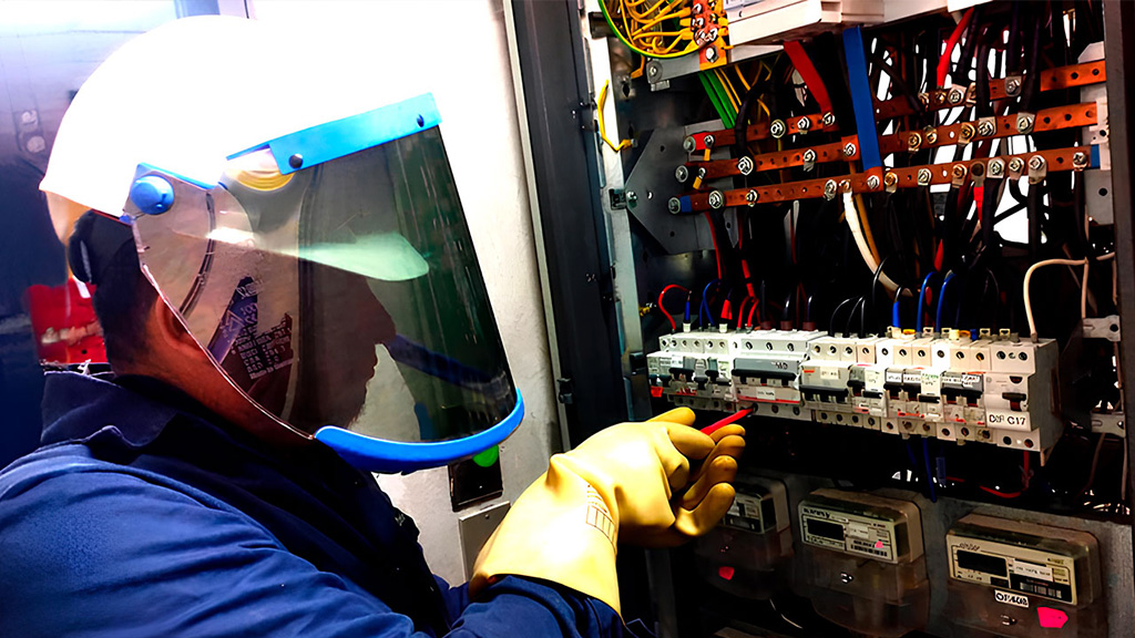 mantenimiento de tableros eléctricos